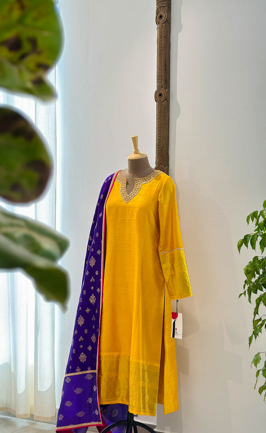 Yellow Raw Silk Kurta with Handwoven Silk Dupatta