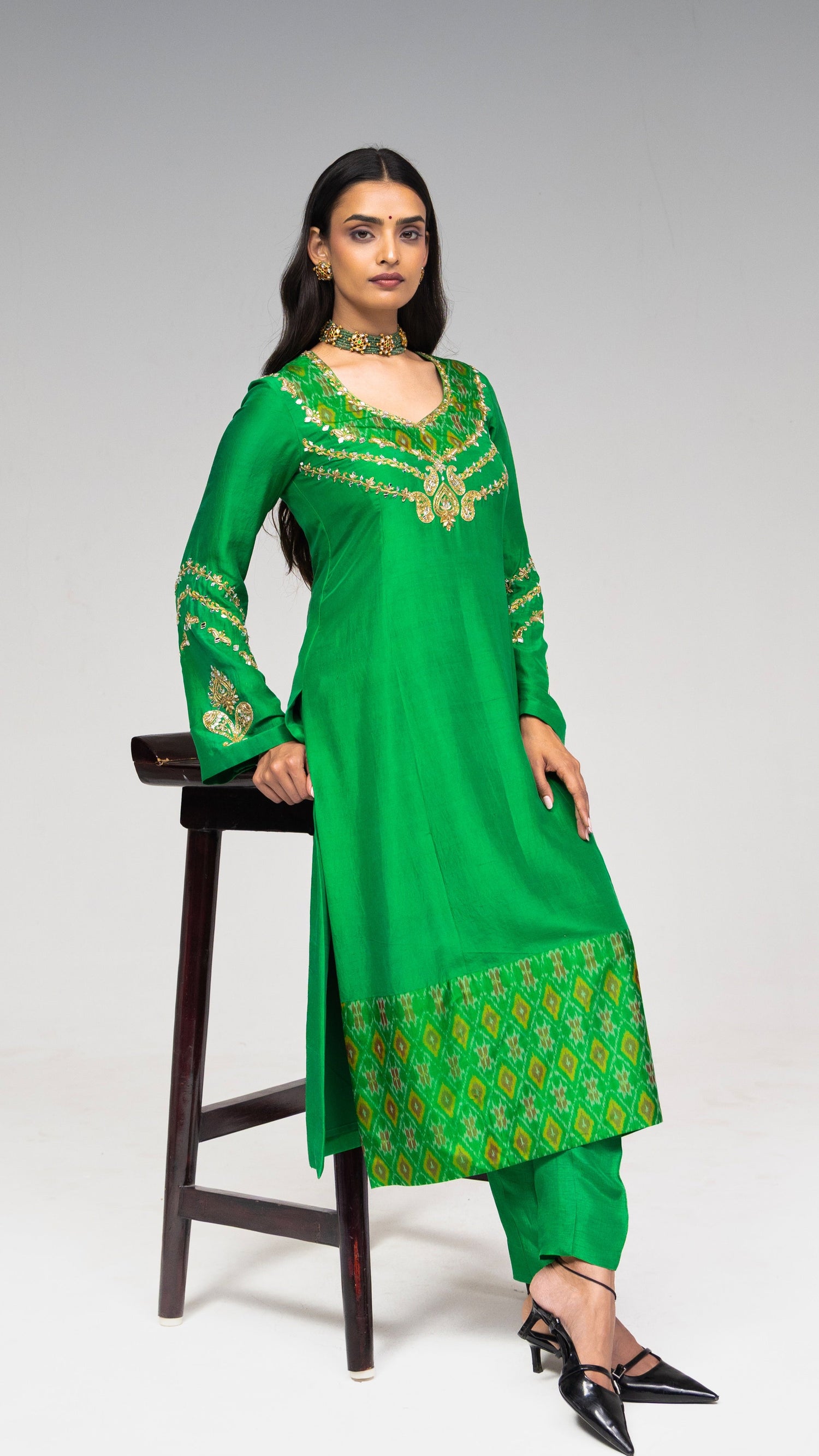 Silk suit with Ikat
