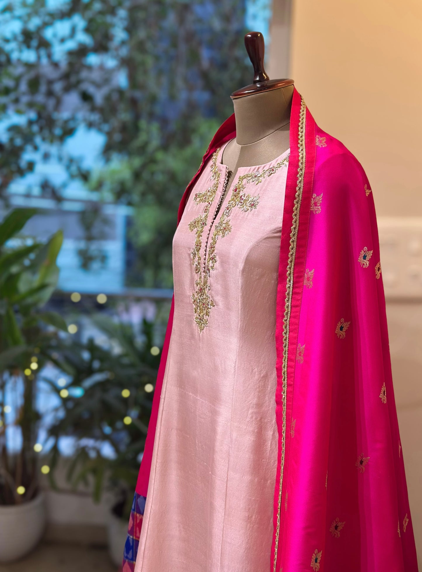 Pink Benaras detailed Kanchi Set