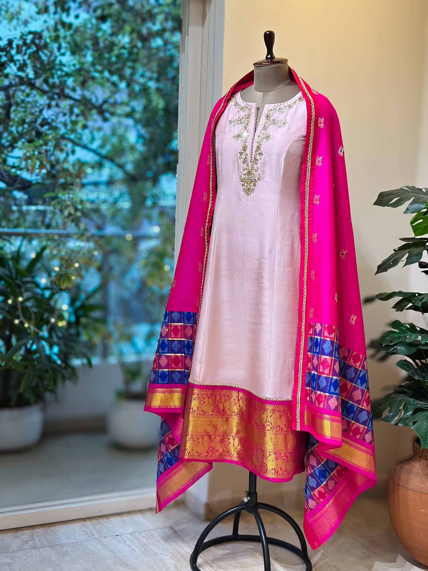 Pink Benaras detailed Kanchi Set