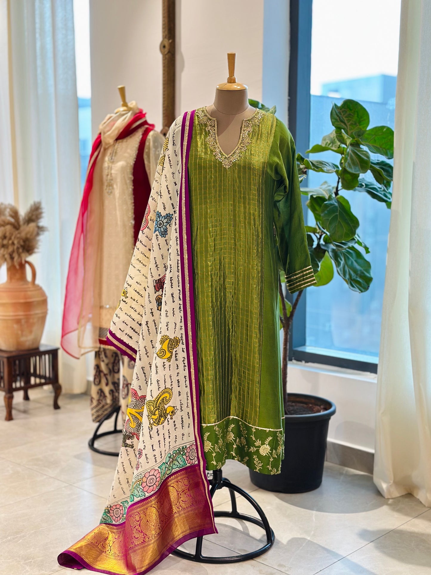Ramayana Dupatta Panelled Set